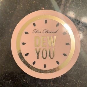 DEW YOU TOO FACED POWDER 👑